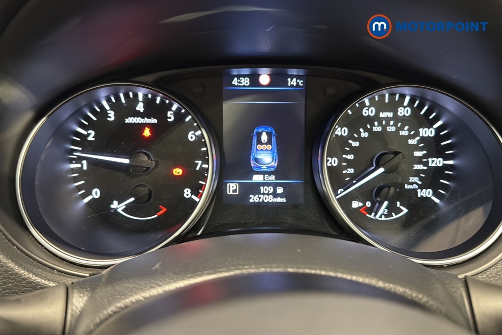Nissan Qashqai Hatchback #15