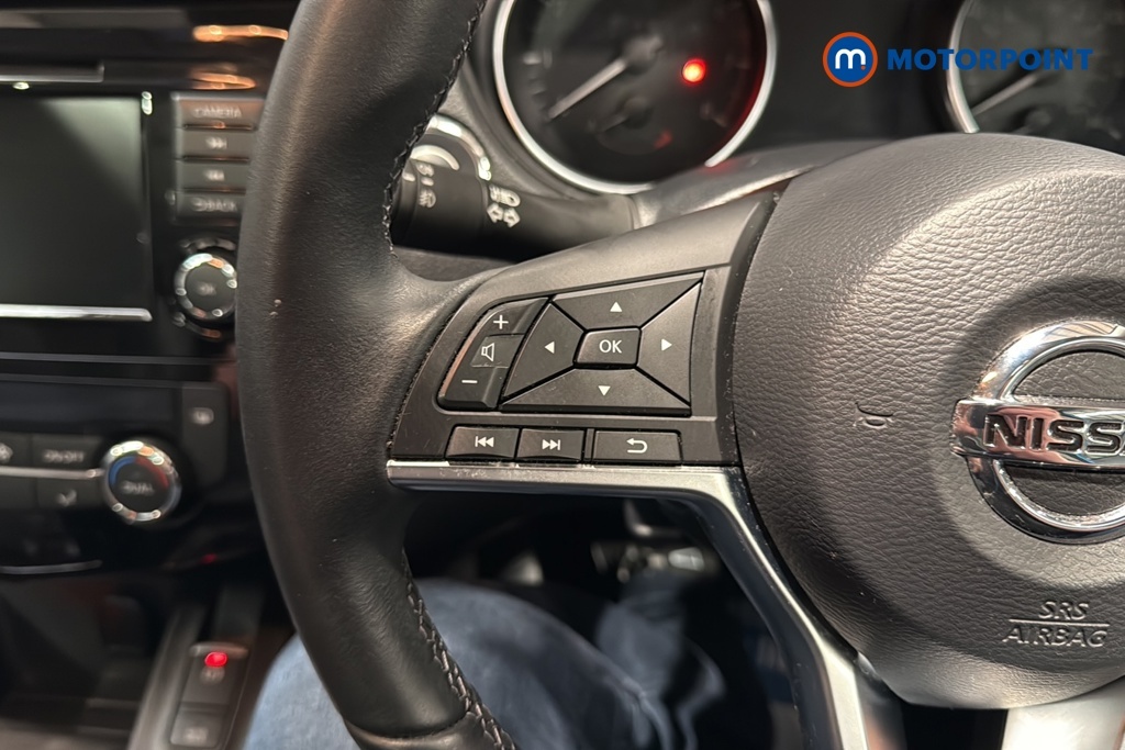 Nissan Qashqai Hatchback #12