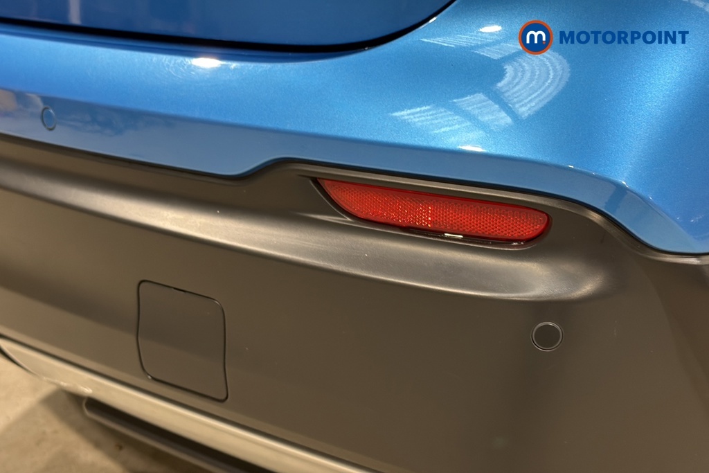 Nissan Qashqai Hatchback #37