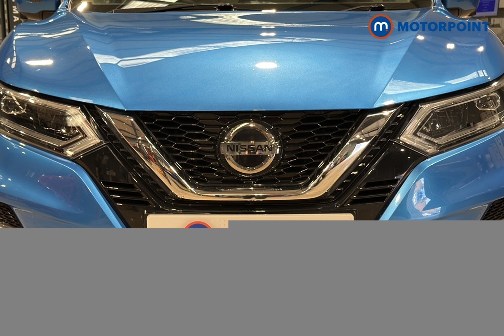Nissan Qashqai Hatchback #40