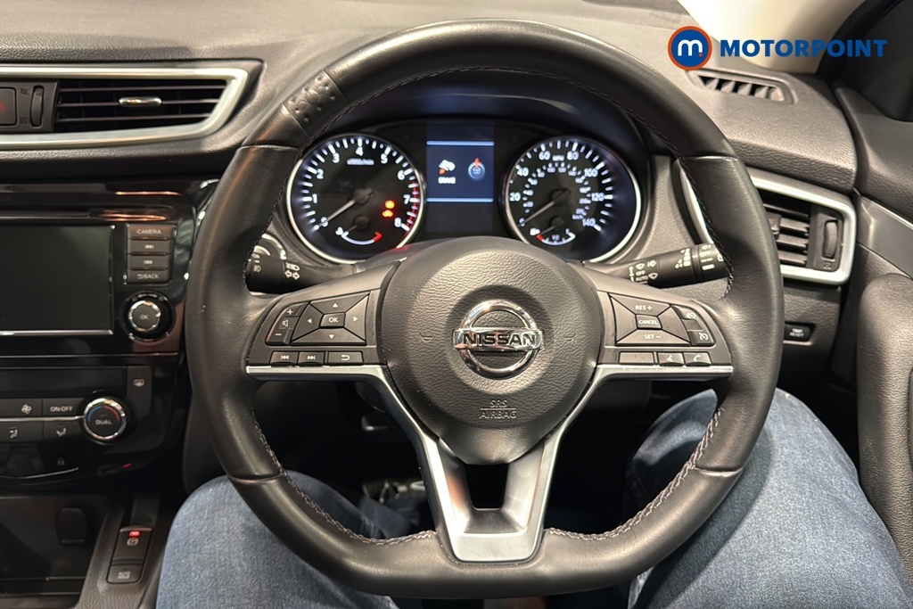 Nissan Qashqai Hatchback #10
