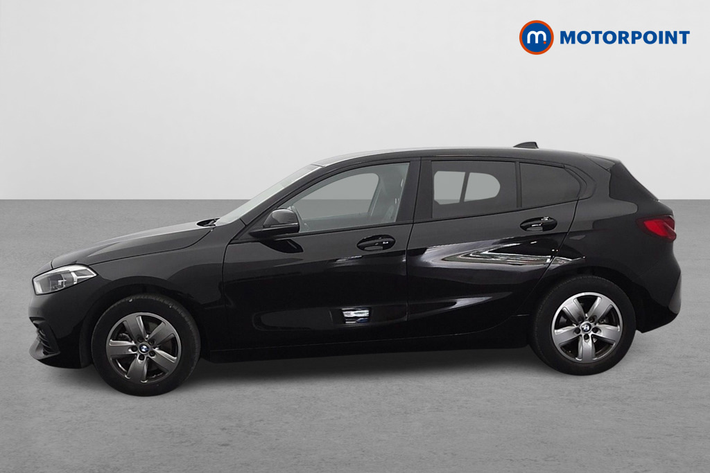 BMW 1 Series 118I 136 Se Live Cockpit Professional Black #4