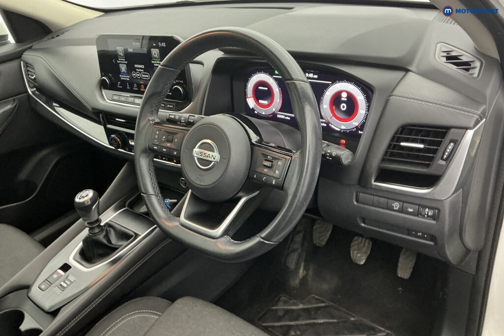 Nissan Qashqai Hatchback Blue #16