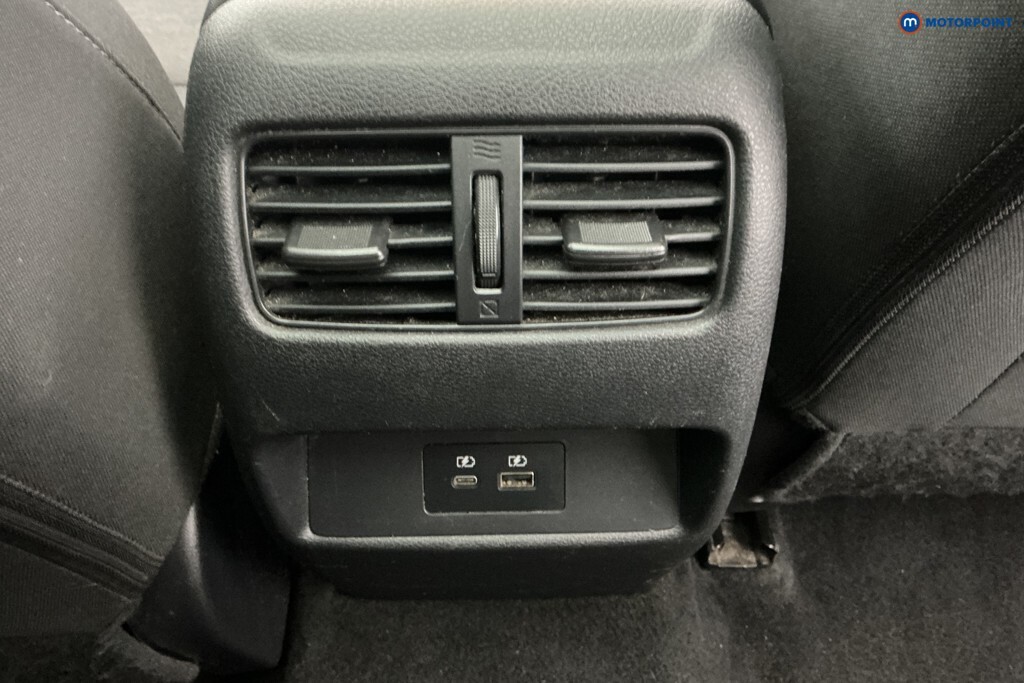 Nissan Qashqai Hatchback Blue #18
