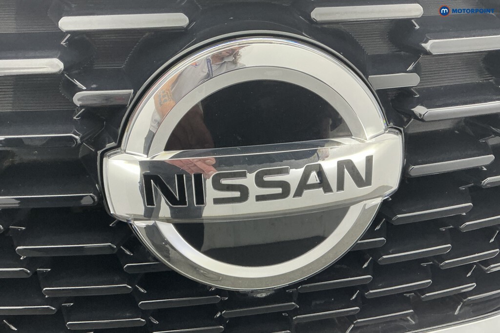 Nissan Qashqai Hatchback Blue #36