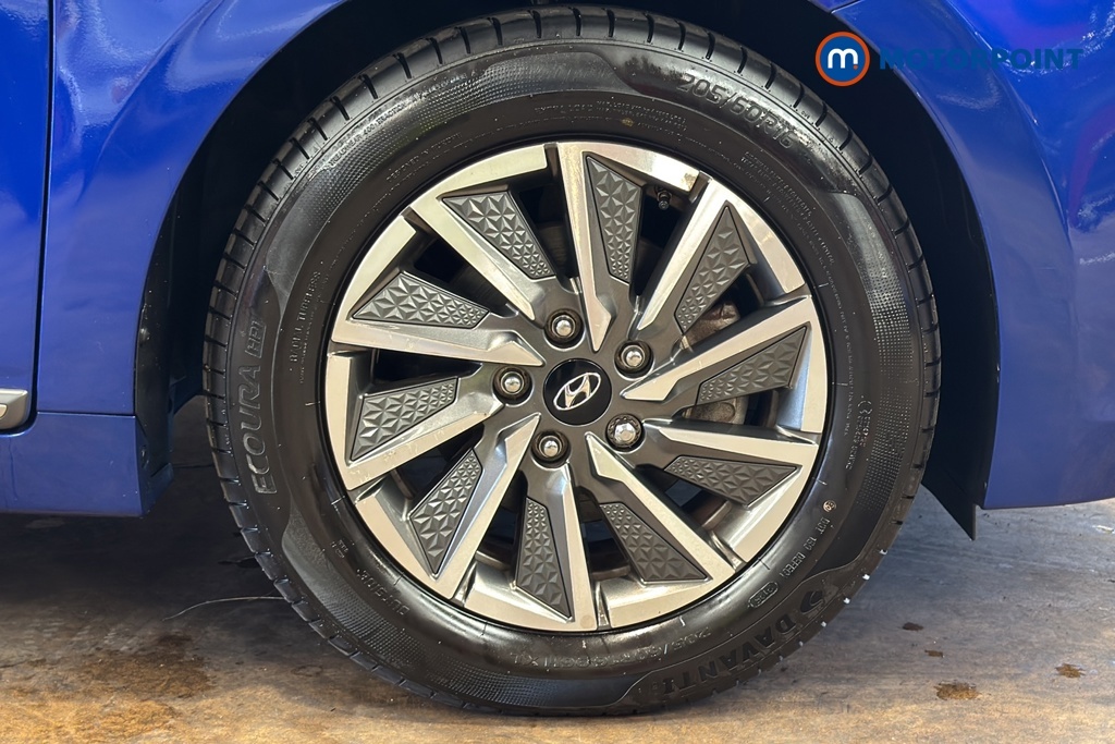 Hyundai Ioniq Hatchback Black #43