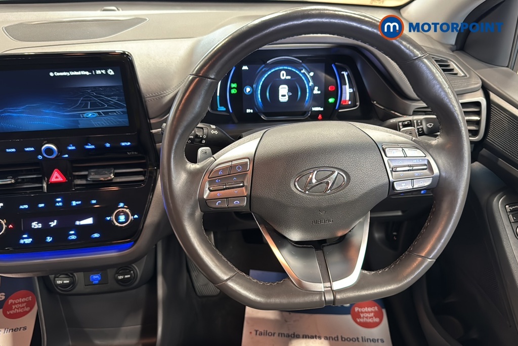 Hyundai Ioniq Hatchback Black #10