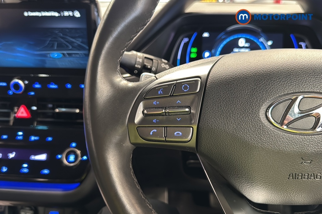 Hyundai Ioniq Hatchback Black #12