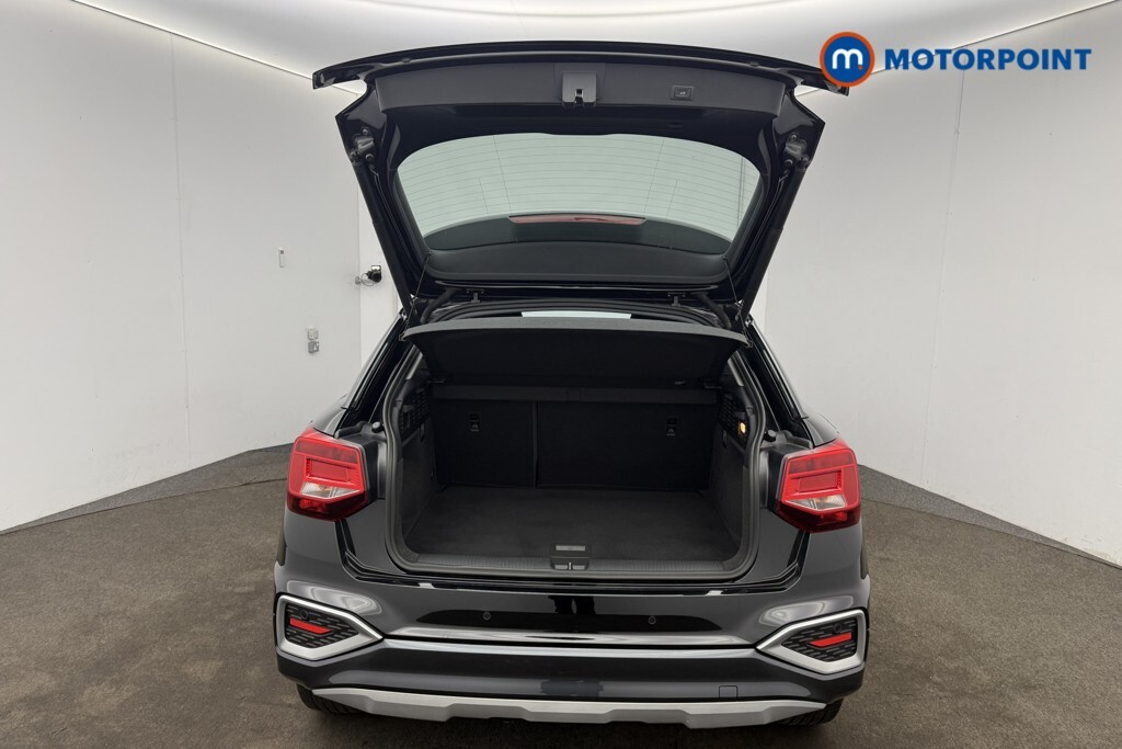 Audi Q2 35 Tfsi S Line S Tronic Grey #27