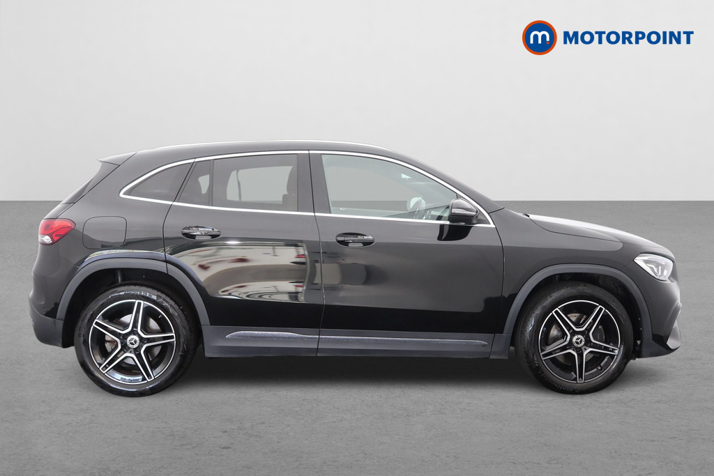 Mercedes-Benz GLA Class Amg Line White #8