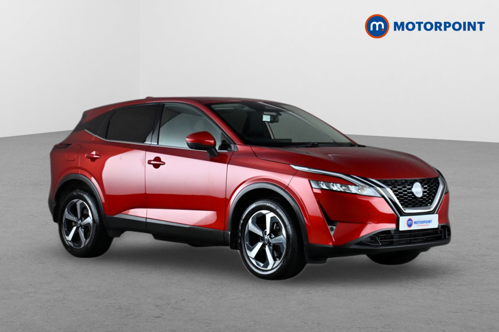 Nissan Qashqai 1.3 Dig-t Mh N-connecta DA23XXL Red