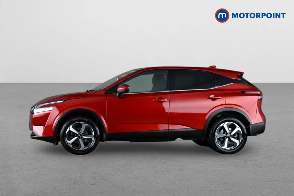 Nissan Qashqai 1.3 Dig-t Mh N-connecta DA23XXL Red #4
