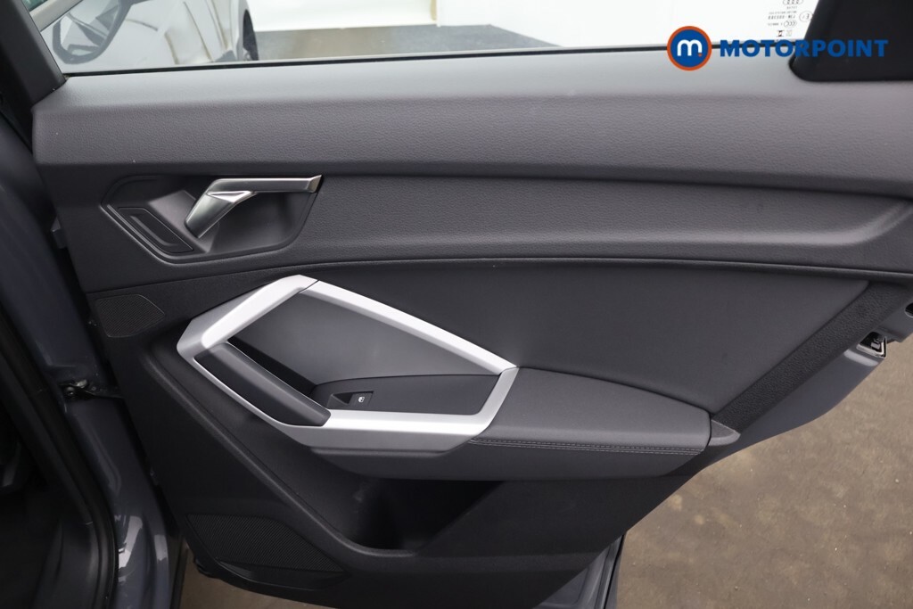 Audi Q3 Black Edition 35 Tfsi 150 Ps 6-Speed Grey #25