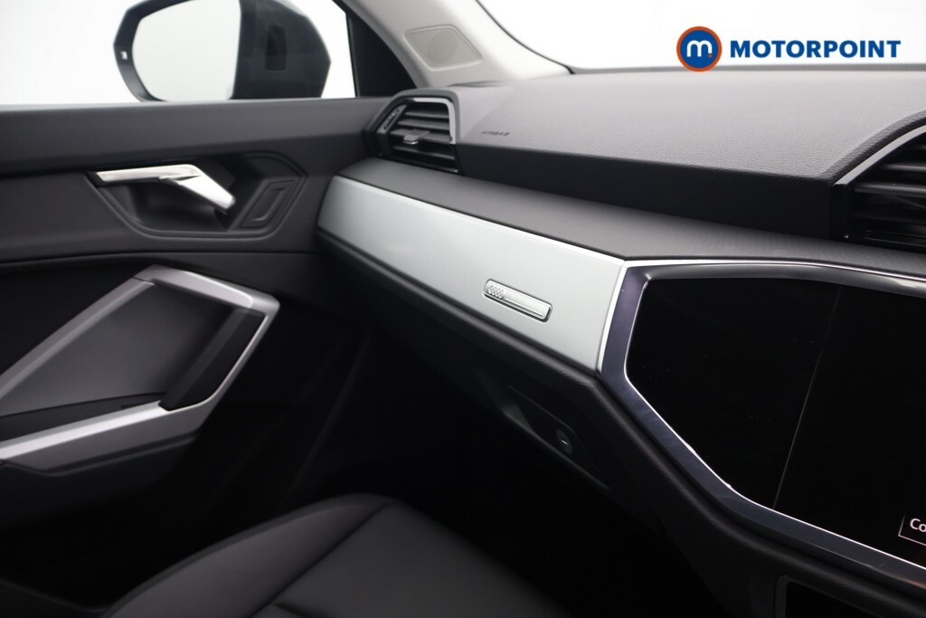 Audi Q3 Black Edition 35 Tfsi 150 Ps 6-Speed Grey #18