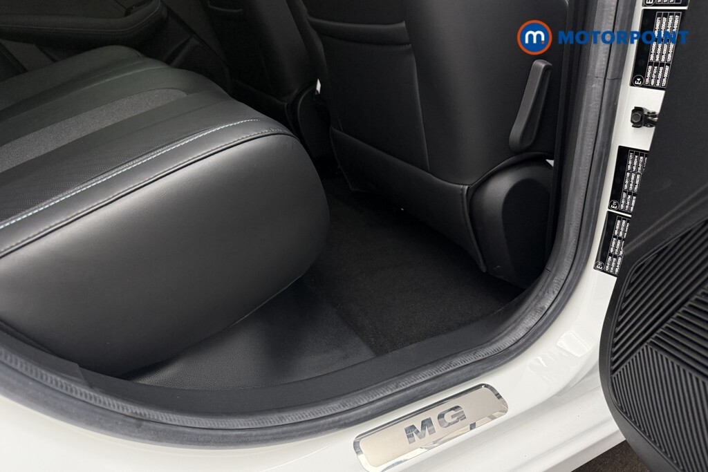 MG MG5 115Kw Trophy Ev Long Range 61Kwh Red #21