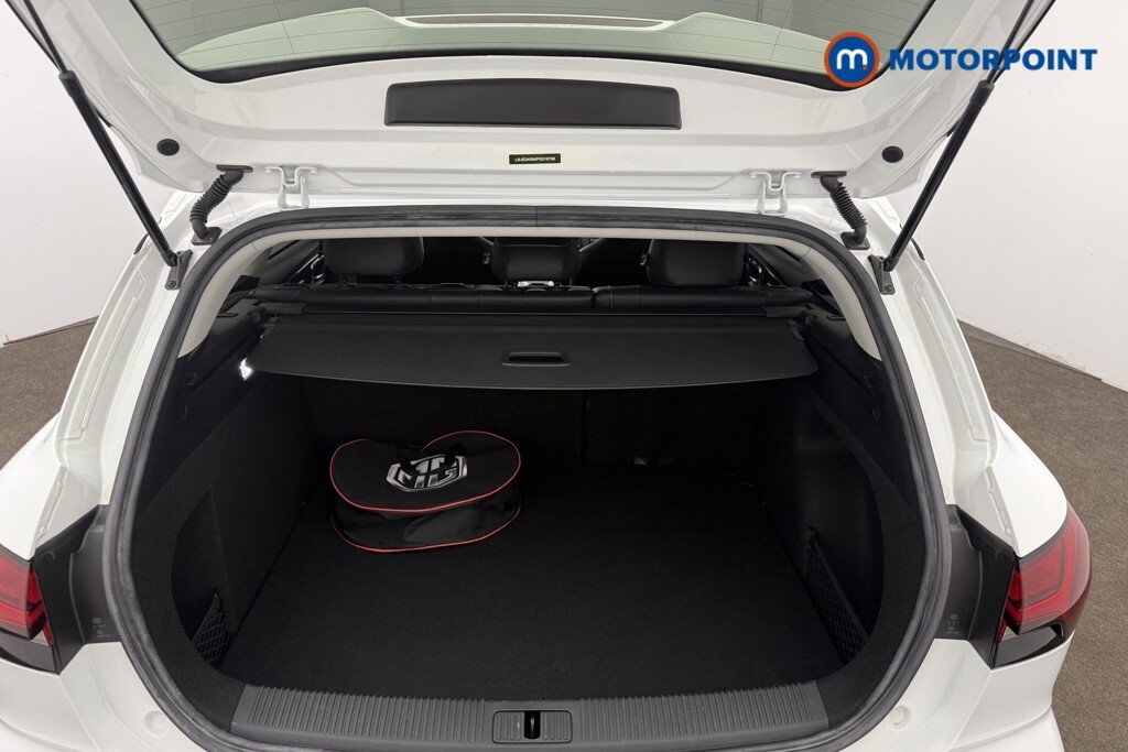 MG MG5 115Kw Trophy Ev Long Range 61Kwh Red #16