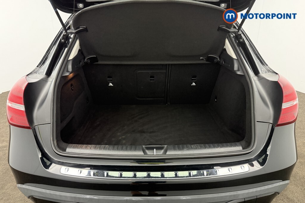 Mercedes-Benz GLA Class 1.6 Gla 180 Amg Line Edition 121 Bhp Black #13