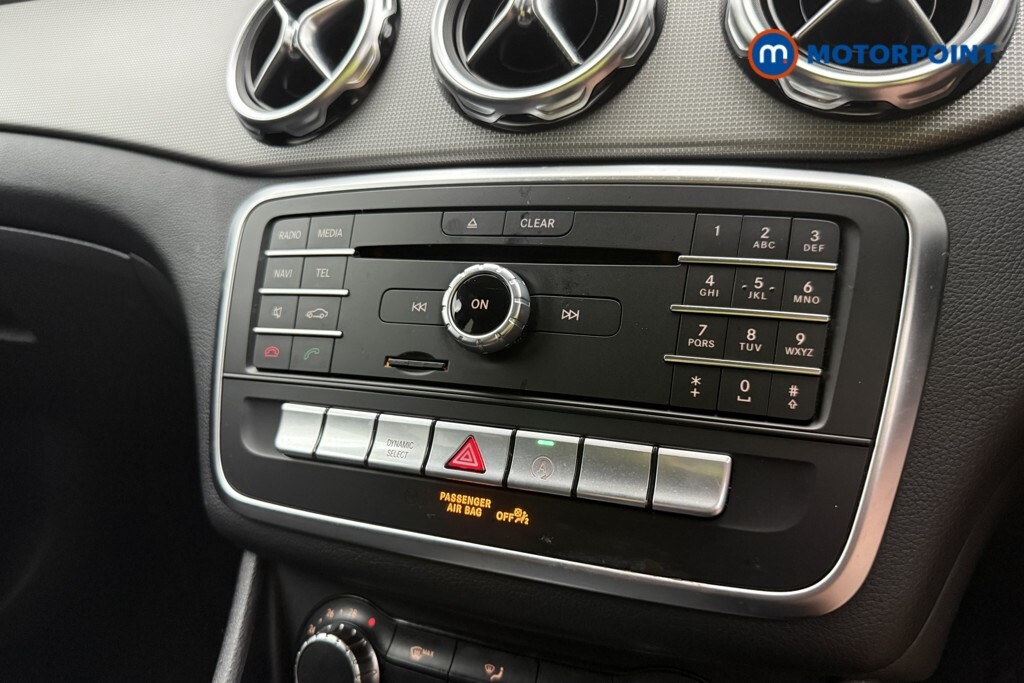 Mercedes-Benz GLA Class 1.6 Gla 180 Amg Line Edition 121 Bhp Black #20