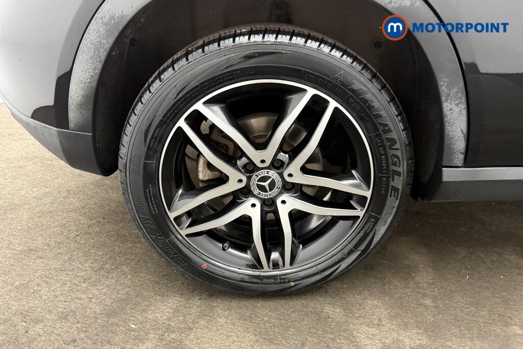 Mercedes-Benz GLA Class 1.6 Gla 180 Amg Line Edition 121 Bhp Black #30