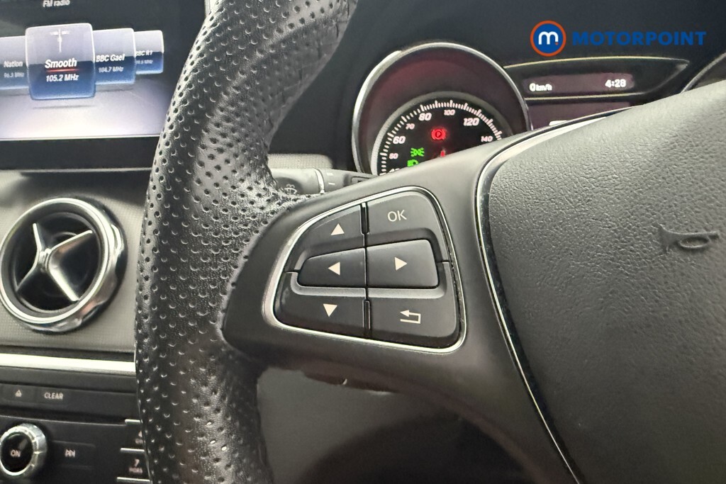 Mercedes-Benz GLA Class 1.6 Gla 180 Amg Line Edition 121 Bhp Black #15