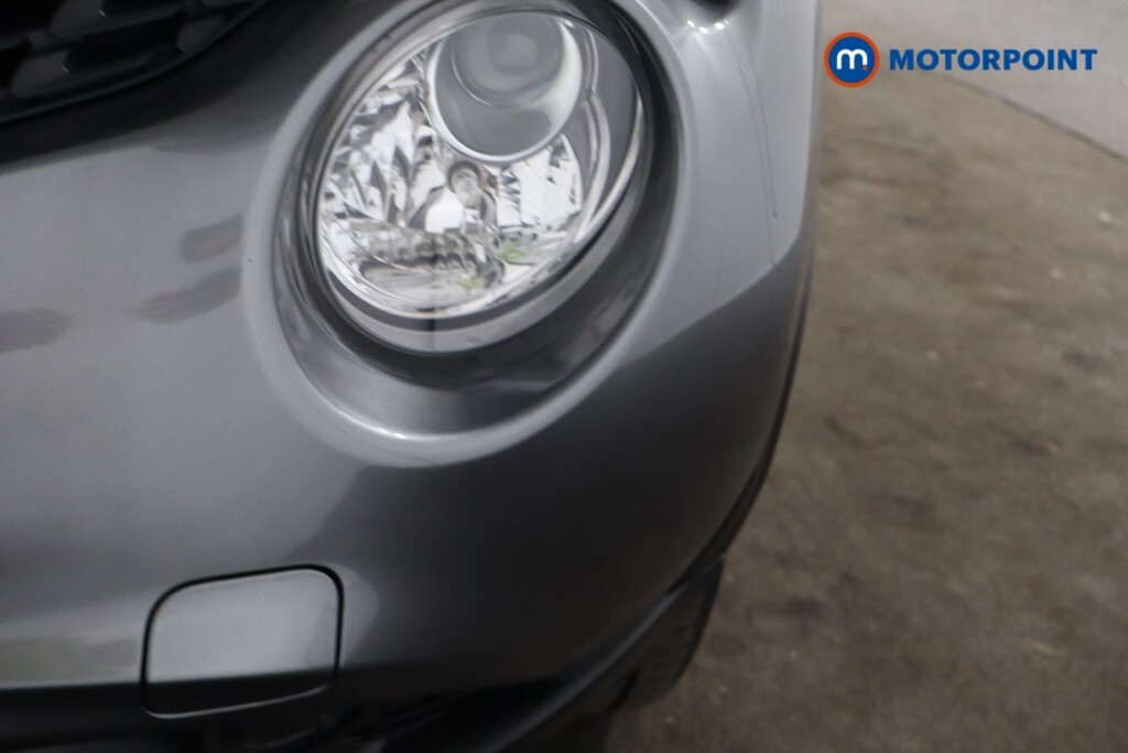Nissan Juke 1.6 112 Visia White #36