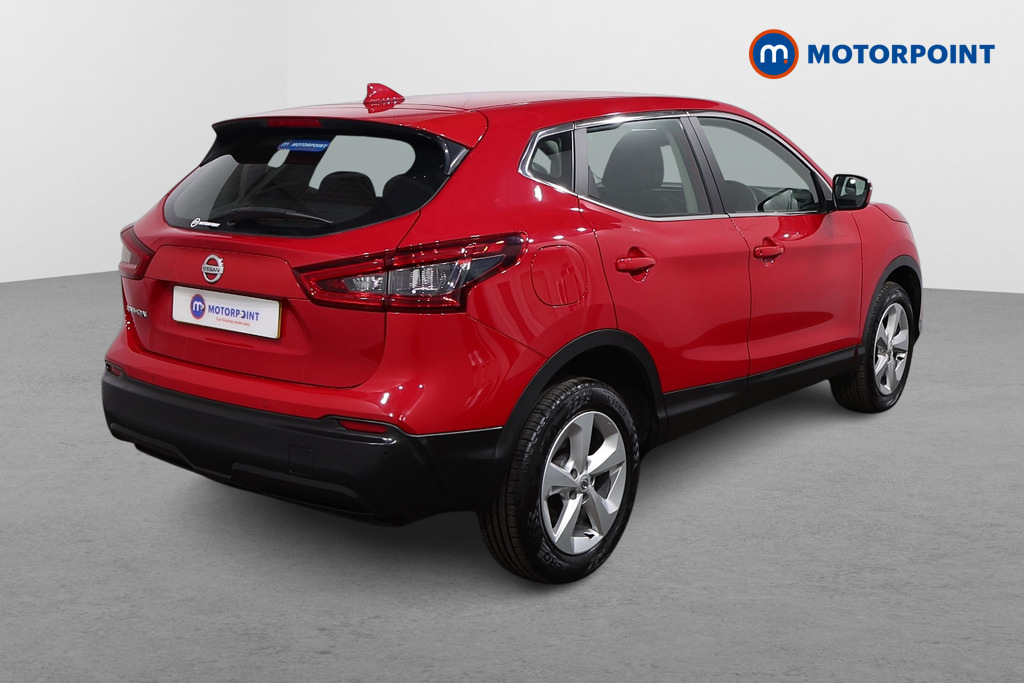 Nissan Qashqai Dci Tekna White #7
