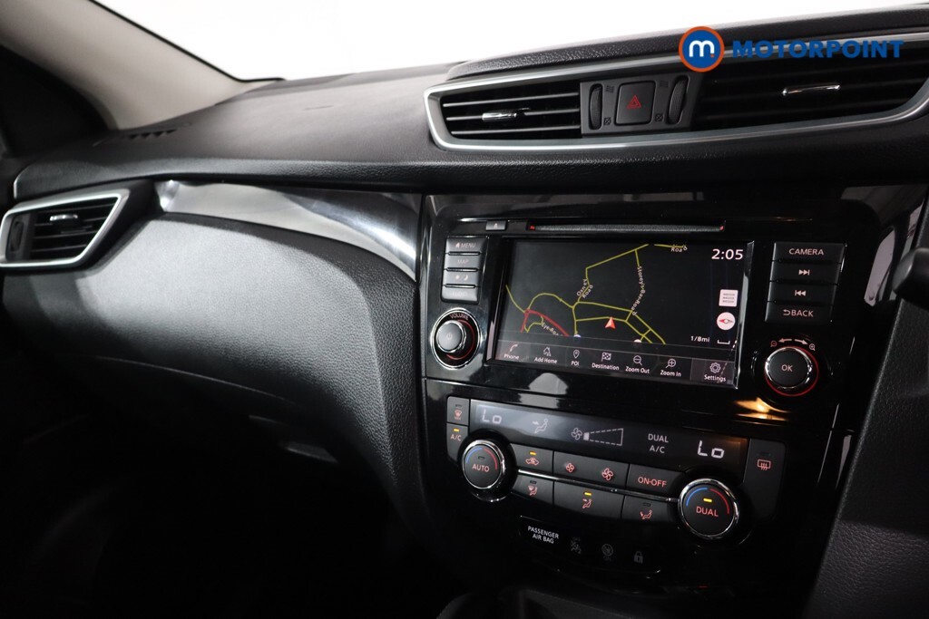 Nissan Qashqai Dci Tekna White #25