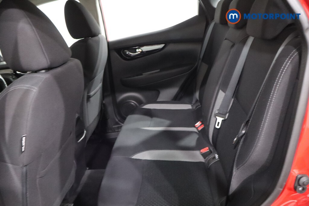 Nissan Qashqai Dci Tekna White #13