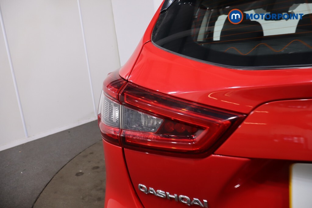 Nissan Qashqai Dci Tekna White #41