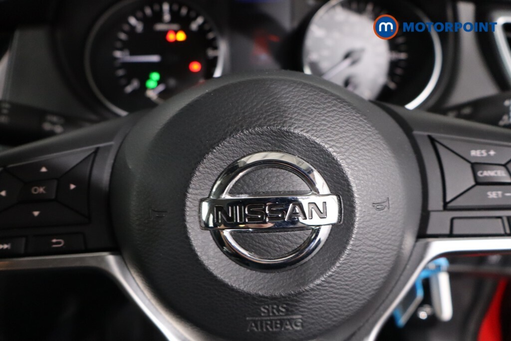 Nissan Qashqai Dci Tekna White #20