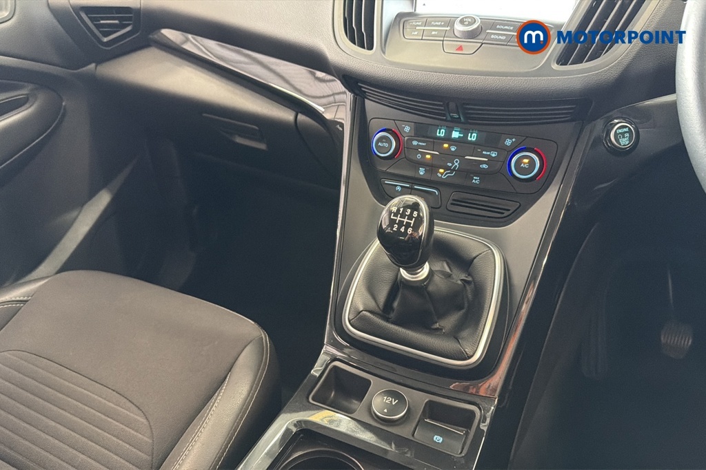 Ford Kuga 1.5 Tdci Titanium Edition 2Wd White #20