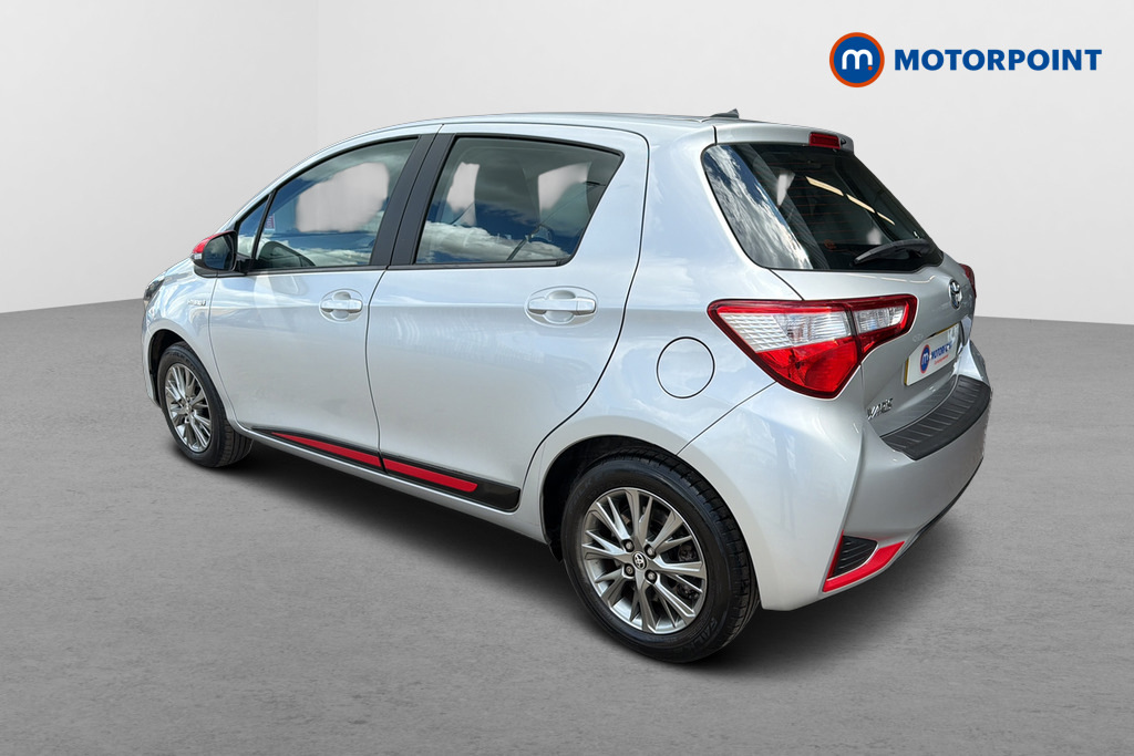 Toyota Yaris Icon Red #7