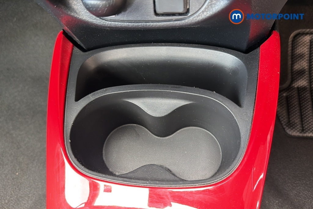 Toyota Yaris Icon Red #20