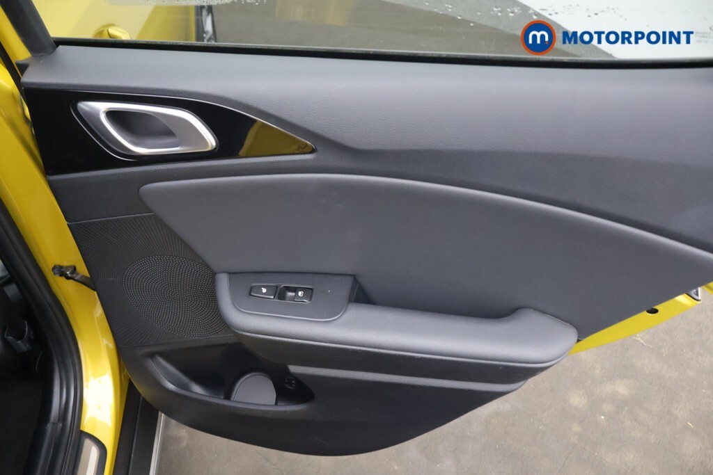 Kia Xceed 1.6 Crdi 3 Suv Euro 6 Ss 134 Black #24
