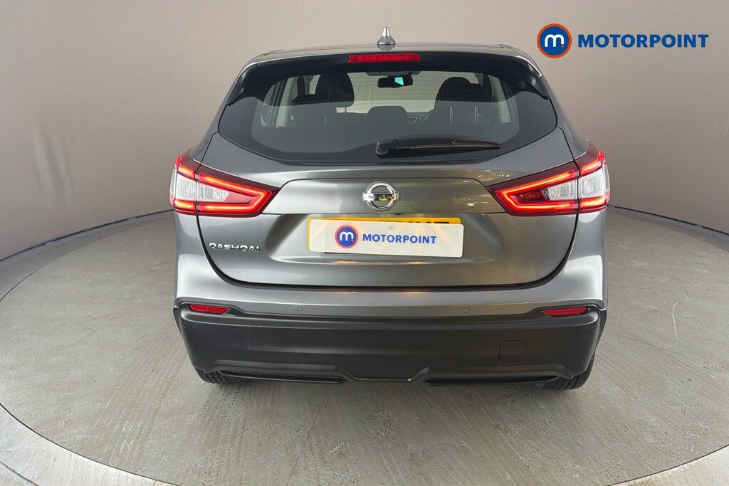 Nissan Qashqai Hatchback #33