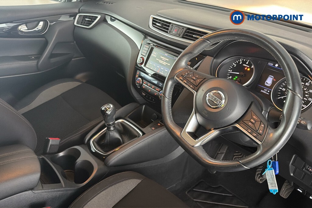 Nissan Qashqai Hatchback #10