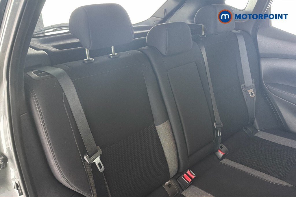 Nissan Qashqai Hatchback #29