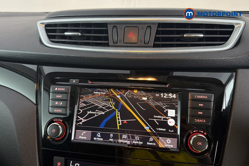 Nissan Qashqai Hatchback #18
