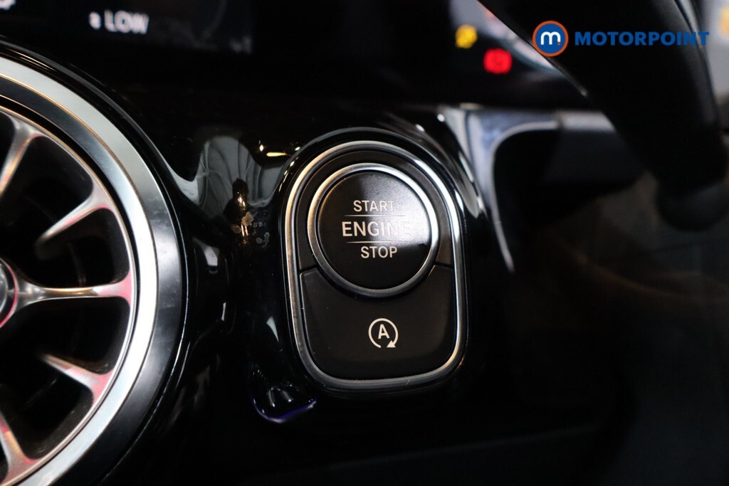 Mercedes-Benz B Class B180 1.3 Amg Line Executive Vq White #26