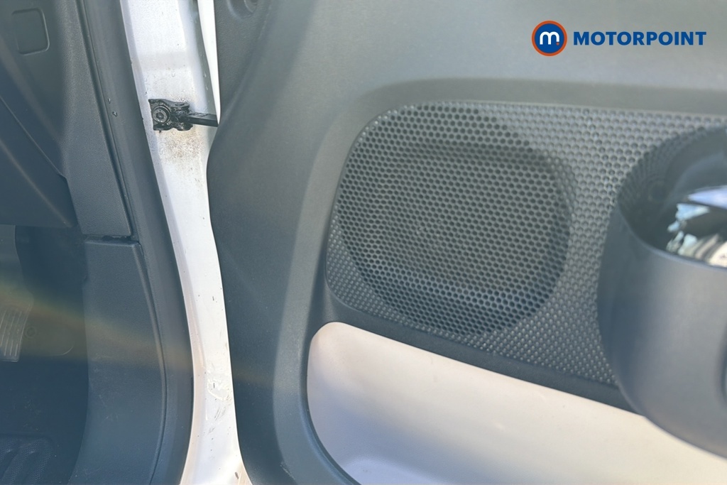 Citroen C3 1.2 Puretech Flair Plus Hatchback Manua White #24