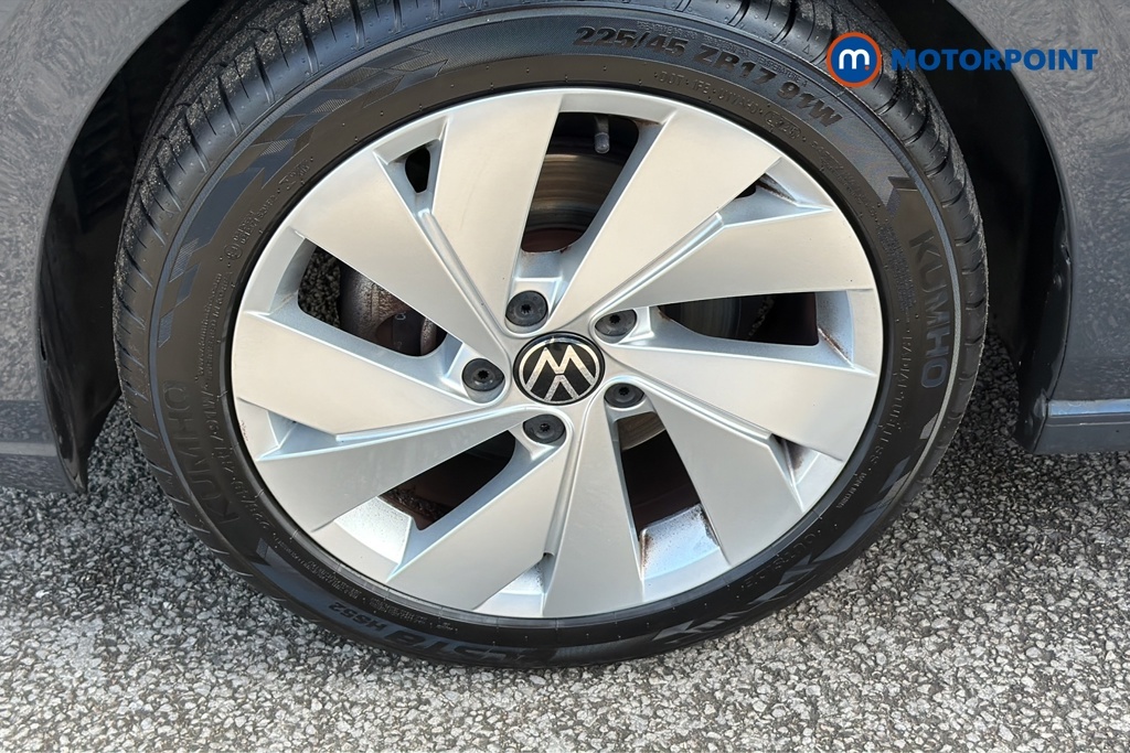 Volkswagen Golf 1.5 Style Tsi 129 Bhp Silver #35