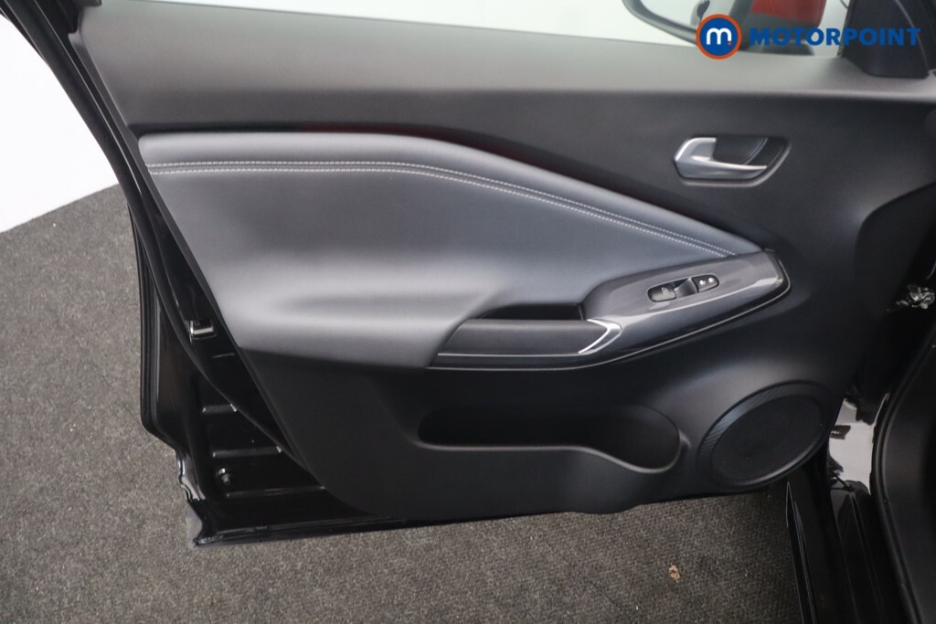 Nissan Juke 1.0 Dig-t 114 N-connecta Black #35