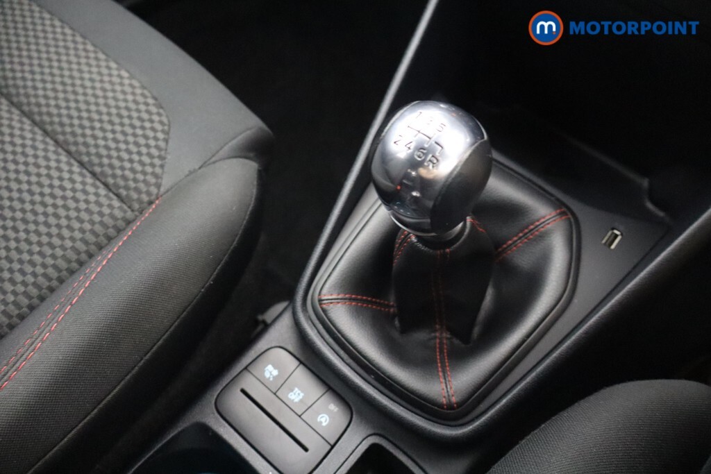 Ford Fiesta 1.0 Ecoboost 95 Trend Black #11