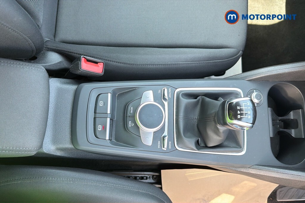 Audi Q2 35 Tfsi S Line S Tronic White #15