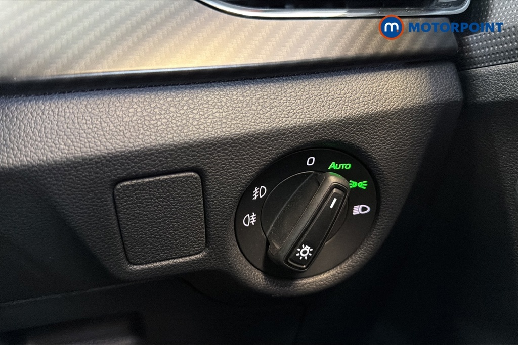 Skoda Kamiq Suv Grey #17