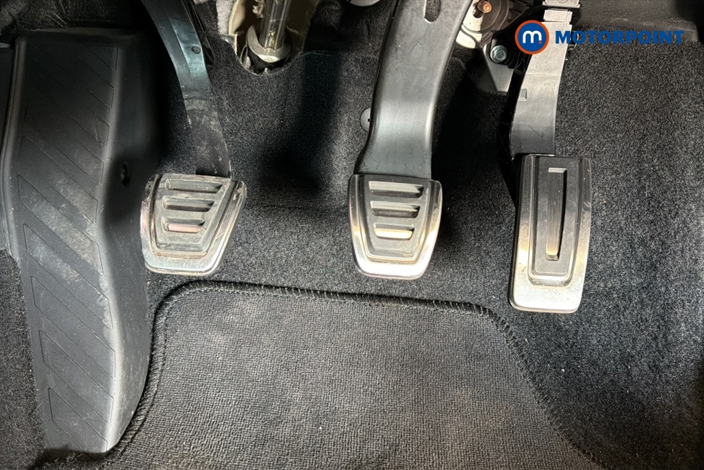 Skoda Kamiq Suv Grey #25