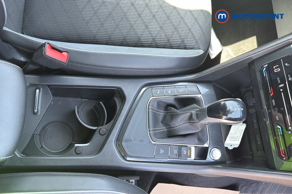 Volkswagen Tiguan 1.5 Tsi Active White #15