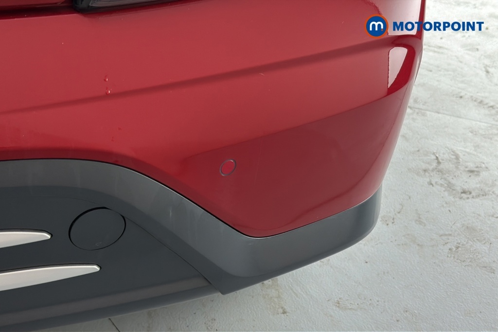 Hyundai Kona Premium White #33