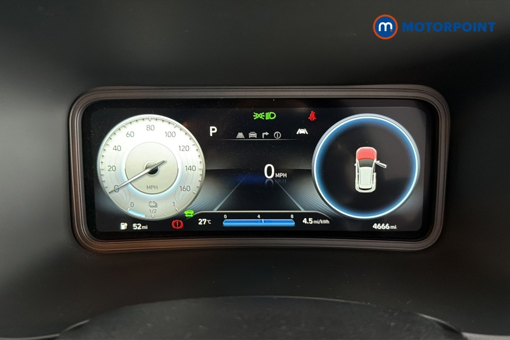 Hyundai Kona Premium White #15