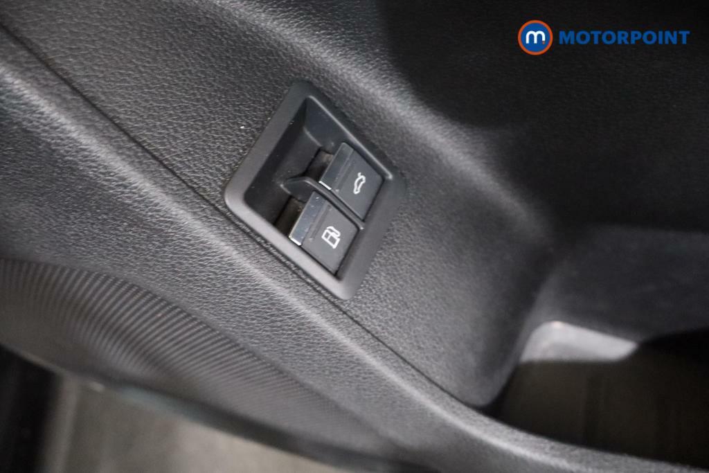 Audi Q3 35 Tfsi Black Edition S Tronic Cs Pack Black #18